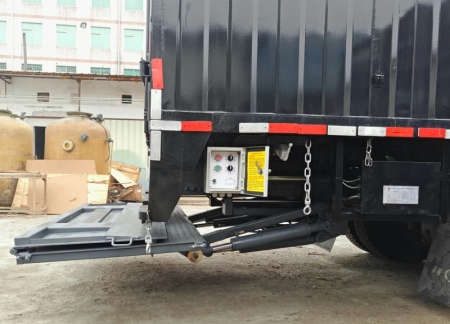 Car Rear Folding Lift